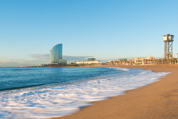 Vóley playa en Barcelona:dónde entrenar y jugar todo el año
